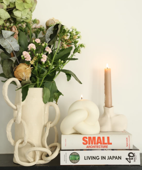Le Beige Paris Turrene Bow Candle White