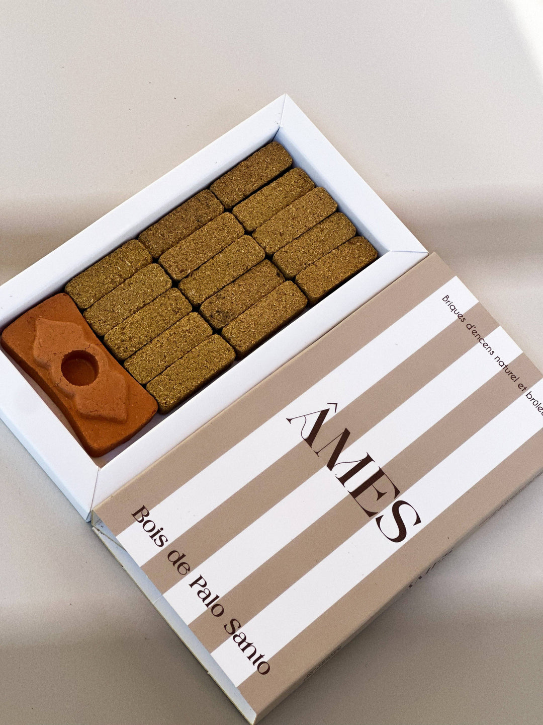 Natural incense bricks and burner: Black oud