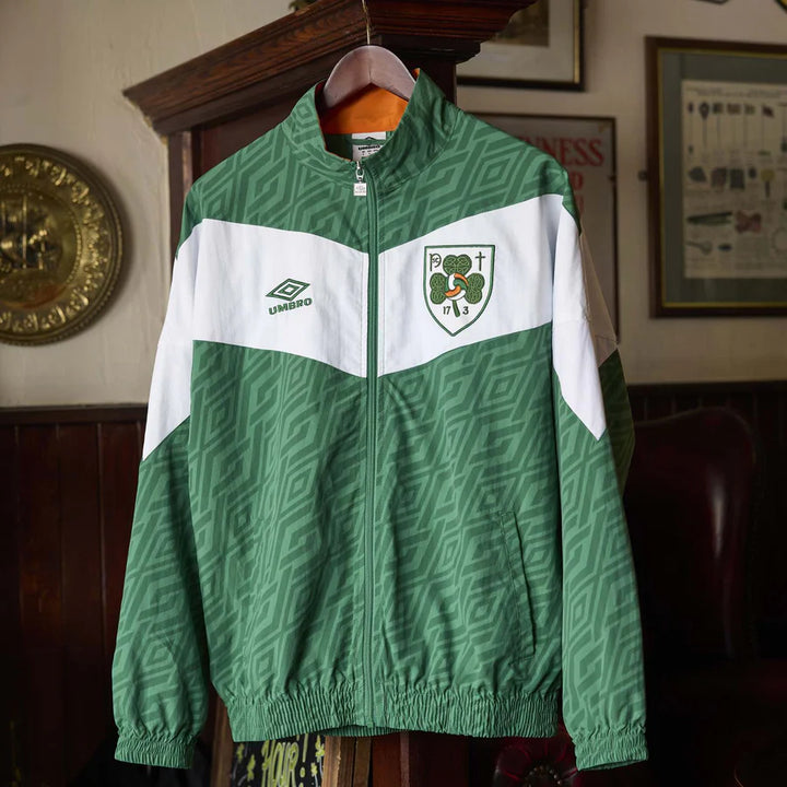 Umbro 17-3 2026 Adults Full-Zip Football Track Jacket