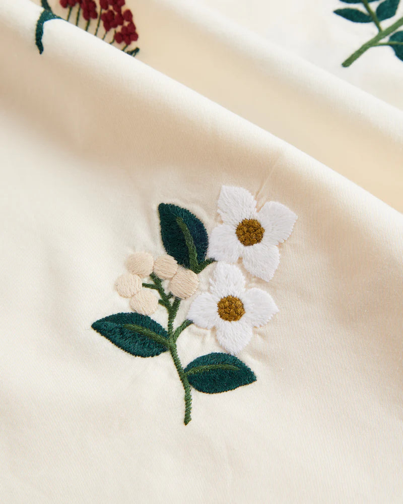 Portuguese Flannel - Embroidery Flowers