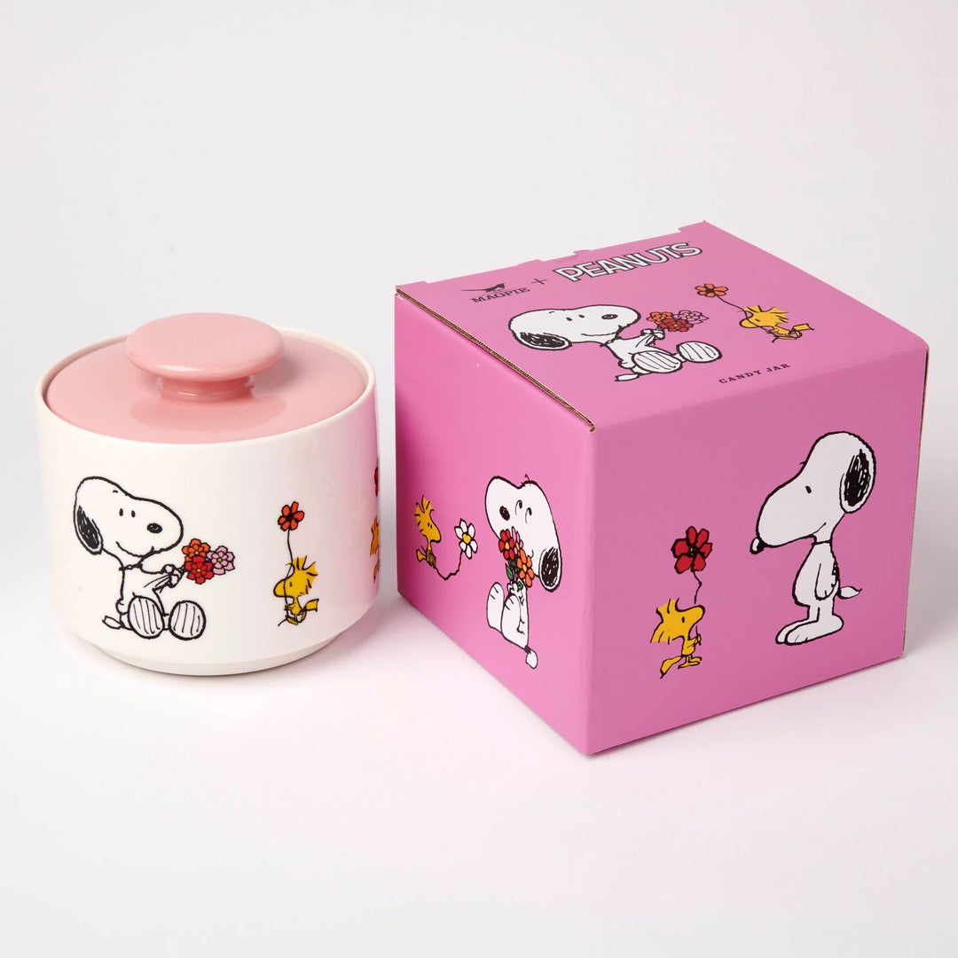 Peanuts Snoopy Love In Bloom