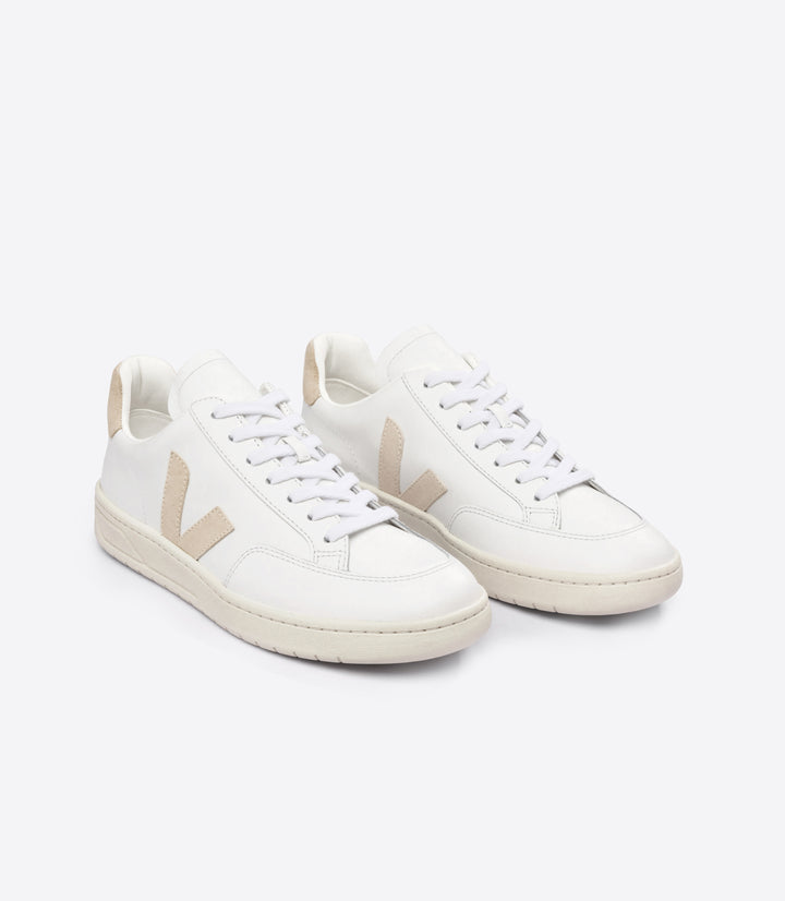 Veja V12 Extra White Sable (W)