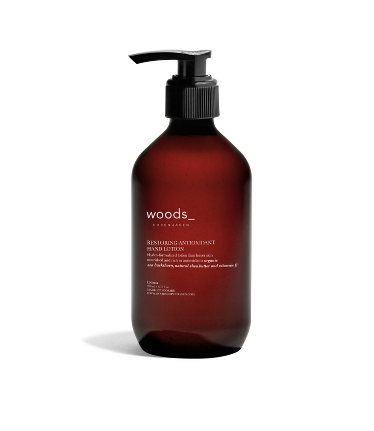 Woods Copenhagen RESTORING ANTIOXIDANT HAND LOTION